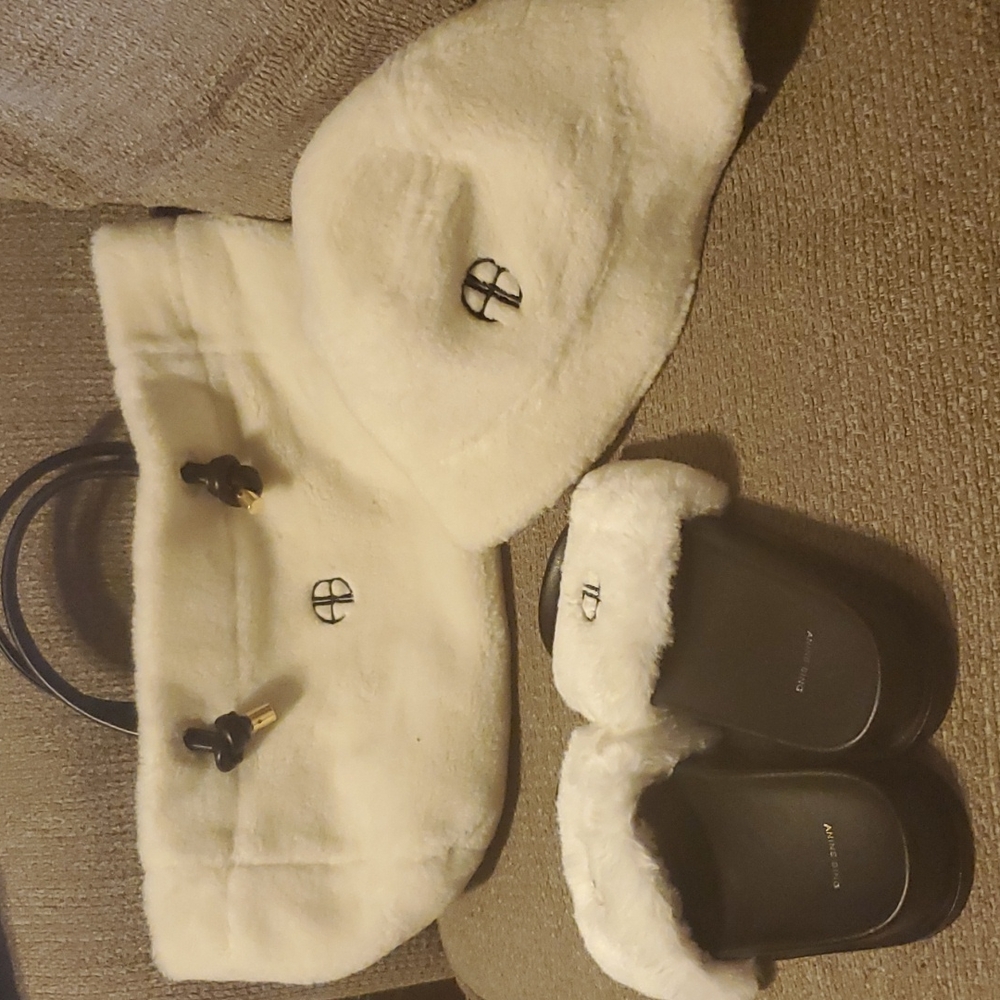 Women set